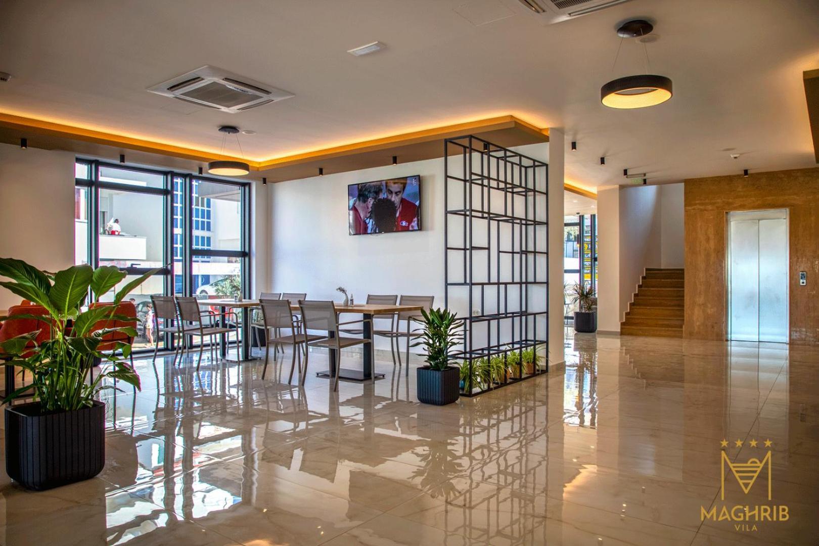 Maghrib Hotel 울친 외부 사진