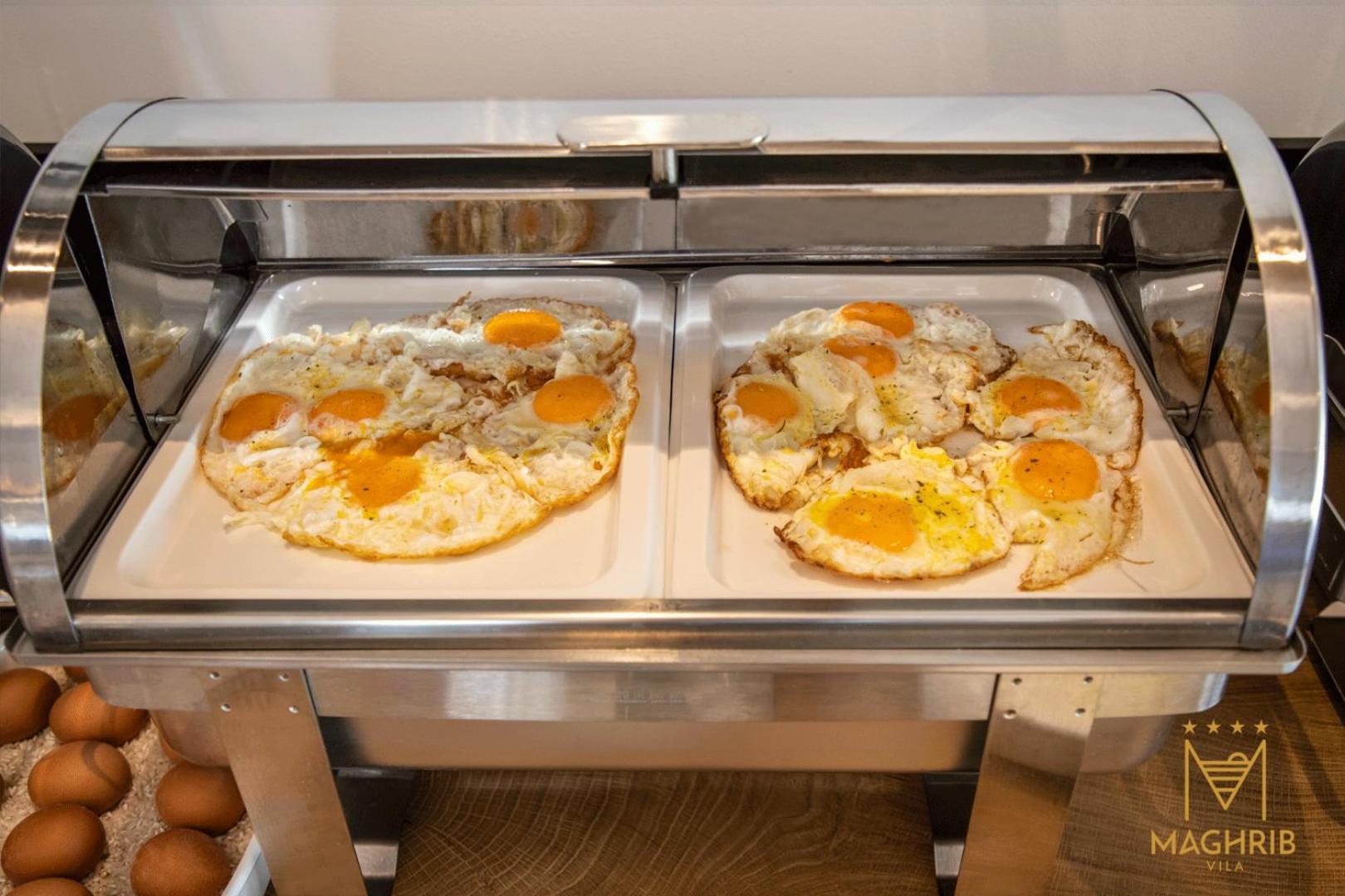 Maghrib Hotel 울친 외부 사진