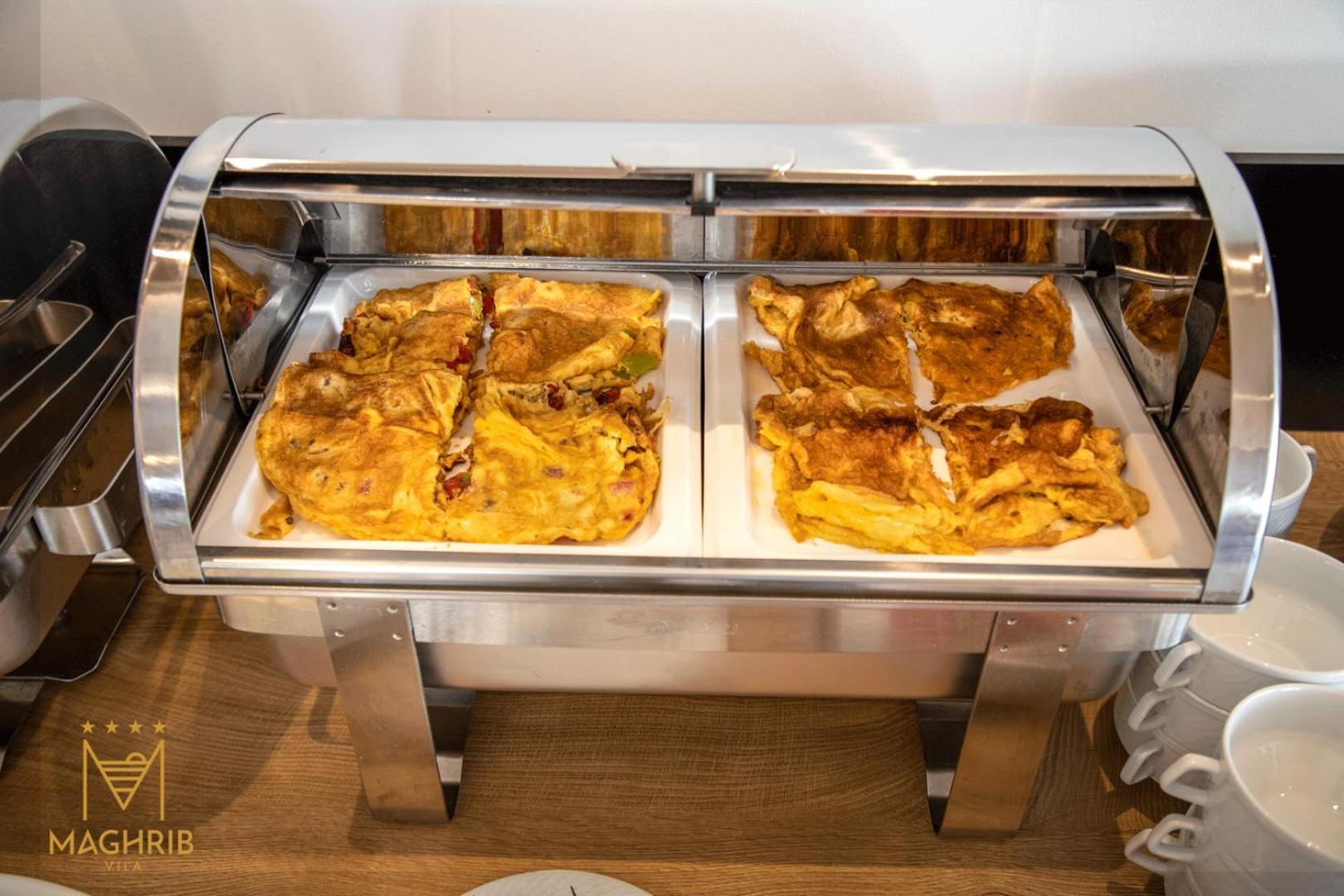 Maghrib Hotel 울친 외부 사진